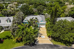 1870 NE Victorian Ln, Jensen Beach, FL 34957 - Photo 48