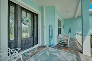 1870 NE Victorian Ln, Jensen Beach, FL 34957 - Photo 2