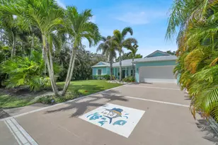 1870 NE Victorian Ln, Jensen Beach, FL 34957 - Photo 34