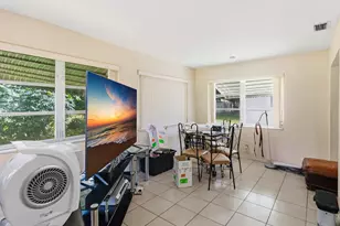 4818 NW 58th St, Tamarac, FL 33319 - Photo 12
