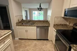 1035 Lake Shore Dr, Lake Park, FL 33403 - Photo 4