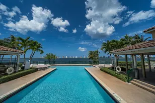 1035 Lake Shore Dr, Lake Park, FL 33403 - Photo 12