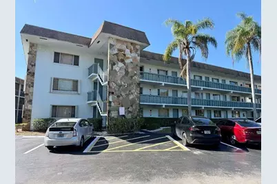 2000 Springdale Boulevard #102, Palm Springs, FL 33461 - Photo 8
