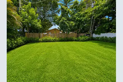 220 NW 12th Court # 2, Pompano Beach, FL 33060 - Photo 2
