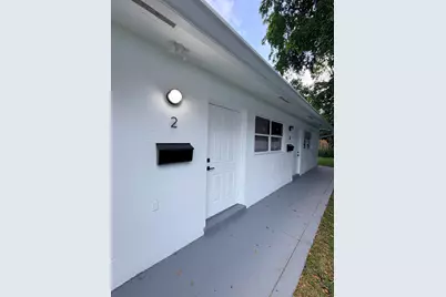 220 NW 12th Court # 2, Pompano Beach, FL 33060 - Photo 4