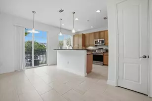 520 NW 39th Cir, Boca Raton, FL 33431 - Photo 10