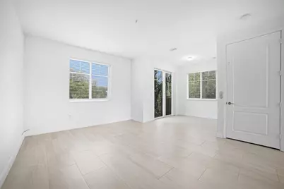 520 NW 39th Circle, Boca Raton, FL 33431 - Photo 12