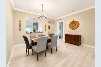 37 Harbour Isle Drive E #101, Fort Pierce, FL 34949 - Photo 2