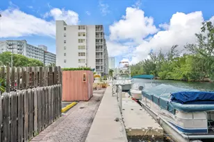 3522 NE 166th St, North Miami Beach, FL 33160 - Photo 22