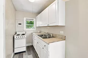 611 N Broadway, Lantana, FL 33462 - Photo 6