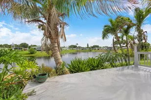 360 NE Jade Cir, Jensen Beach, FL 34957 - Photo 36