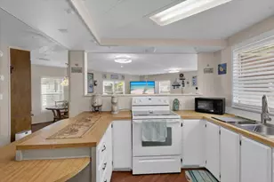 360 NE Jade Cir, Jensen Beach, FL 34957 - Photo 28