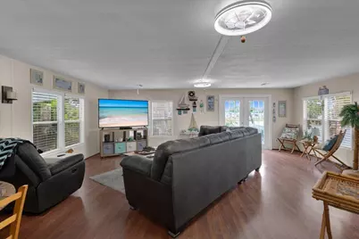 360 NE Jade Circle, Jensen Beach, FL 34957 - Photo 16