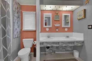 360 NE Jade Cir, Jensen Beach, FL 34957 - Photo 38