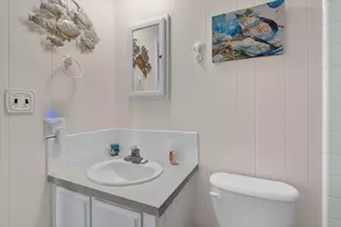 360 NE Jade Cir, Jensen Beach, FL 34957 - Photo 30