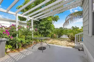 360 NE Jade Cir, Jensen Beach, FL 34957 - Photo 50