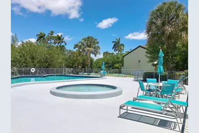 19424 NE 26th Avenue #131B, Miami, FL 33180 - Photo 2