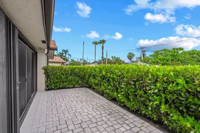 6510 Olivewood Circle, Greenacres, FL 33463 - Photo 22