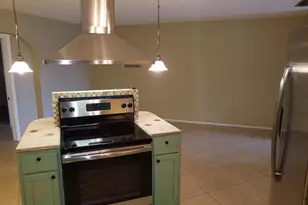 5725 Fernley Dr E, West Palm Beach, FL 33415 - Photo 2