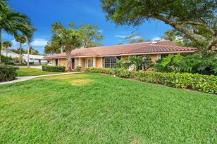 9 W High Point Rd, Sewalls Point, FL 34996 - Photo 2