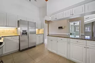 9 W High Point Rd, Sewalls Point, FL 34996 - Photo 8