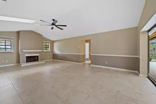 9 W High Point Rd, Sewalls Point, FL 34996 - Photo 12
