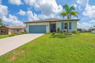 1689 SE Chello Ln, Port Saint Lucie, FL 34983 - Photo 4