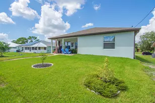 1689 SE Chello Ln, Port Saint Lucie, FL 34983 - Photo 38
