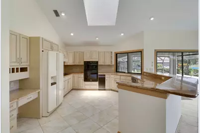 18691 SE Lakeside Way, Jupiter, FL 33469 - Photo 12