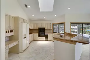 18691 SE Lakeside Way, Jupiter, FL 33469 - Photo 12