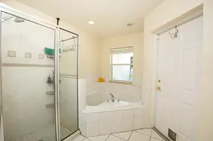 1042 SW Dartmouth Ave, Port Saint Lucie, FL 34953 - Photo 18