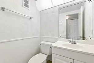 98 Norwich E, West Palm Beach, FL 33417 - Photo 10