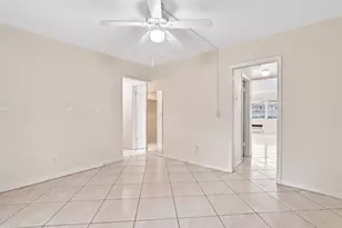 98 Norwich E, West Palm Beach, FL 33417 - Photo 14