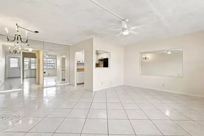 98 Norwich E, West Palm Beach, FL 33417 - Photo 4