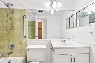 98 Norwich E, West Palm Beach, FL 33417 - Photo 12