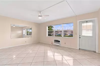98 Norwich E, West Palm Beach, FL 33417 - Photo 4