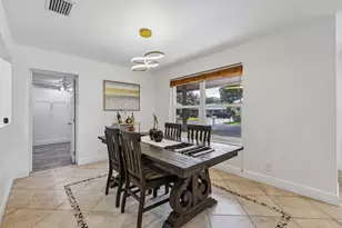 2075 SW 72nd Ave, Davie, FL 33317 - Photo 12