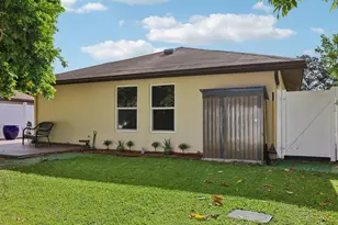2075 SW 72nd Ave, Davie, FL 33317 - Photo 44