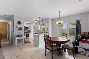8621 NW 3rd St, Pembroke Pines, FL 33024 - Photo 10