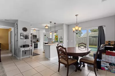 8621 NW 3rd Street, Pembroke Pines, FL 33024 - Photo 10