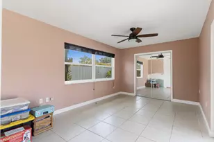 8621 NW 3rd St, Pembroke Pines, FL 33024 - Photo 26
