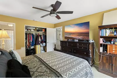 8621 NW 3rd Street, Pembroke Pines, FL 33024 - Photo 28
