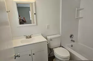 2801 NE 33rd Ct, Fort Lauderdale, FL 33306 - Photo 10
