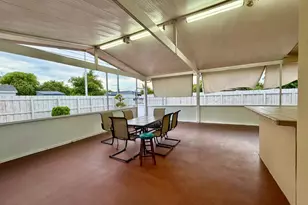 1092 W 32nd St, Hialeah, FL 33012 - Photo 30