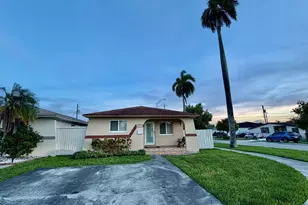 1092 W 32nd St, Hialeah, FL 33012 - Photo 2