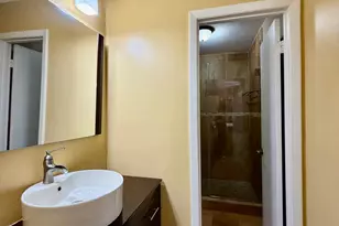 1092 W 32nd St, Hialeah, FL 33012 - Photo 22