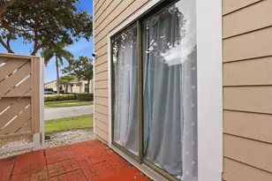 301 Lakewood Dr, Jupiter, FL 33458 - Photo 26