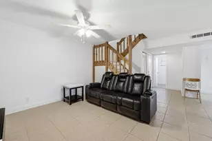 301 Lakewood Dr, Jupiter, FL 33458 - Photo 14