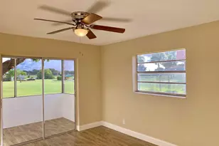89 Normandy B, Delray Beach, FL 33484 - Photo 8