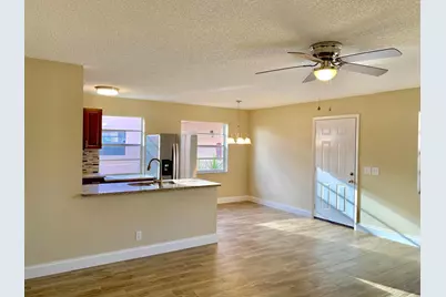 89 Normandy B, Delray Beach, FL 33484 - Photo 16